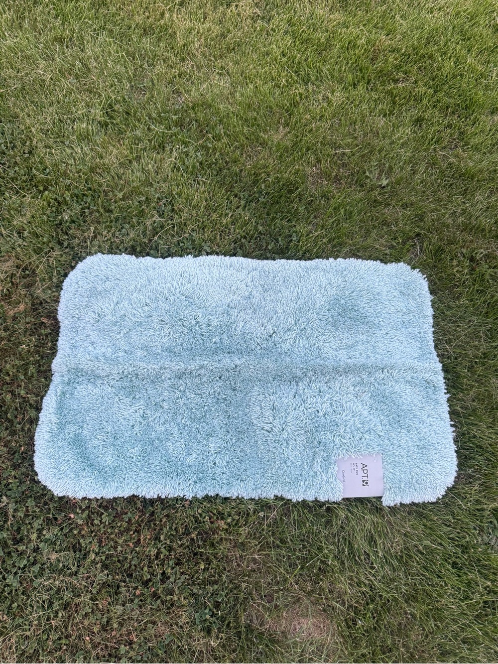 Apt. 9 Comforel Morning Sky Blue Bath Rug 24 x 38 New With Tags